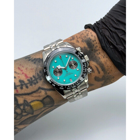 Custom Seiko Mod • Flamingo Blue BlackBay Quartz • 39.5mm